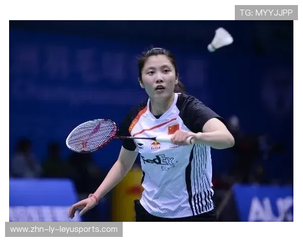 羽毛球女单网前反拍偷袭得分惊艳全场